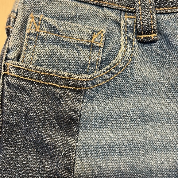 NWT Justice Denim Mini Mom Jeans. Medium Wash Soft, Stretchy and Comfy. Size 8 - Picture 5 of 9